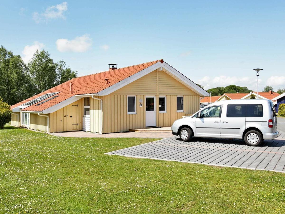 12 Person Holiday Home In Otterndorf Esterno foto